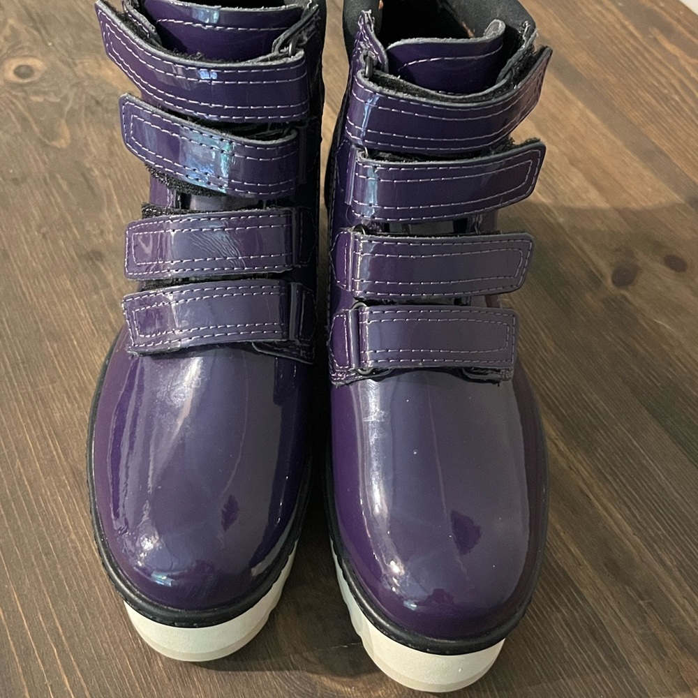 Caterpillar Platform Boots in Gothic Grape - Picture 3 of 7